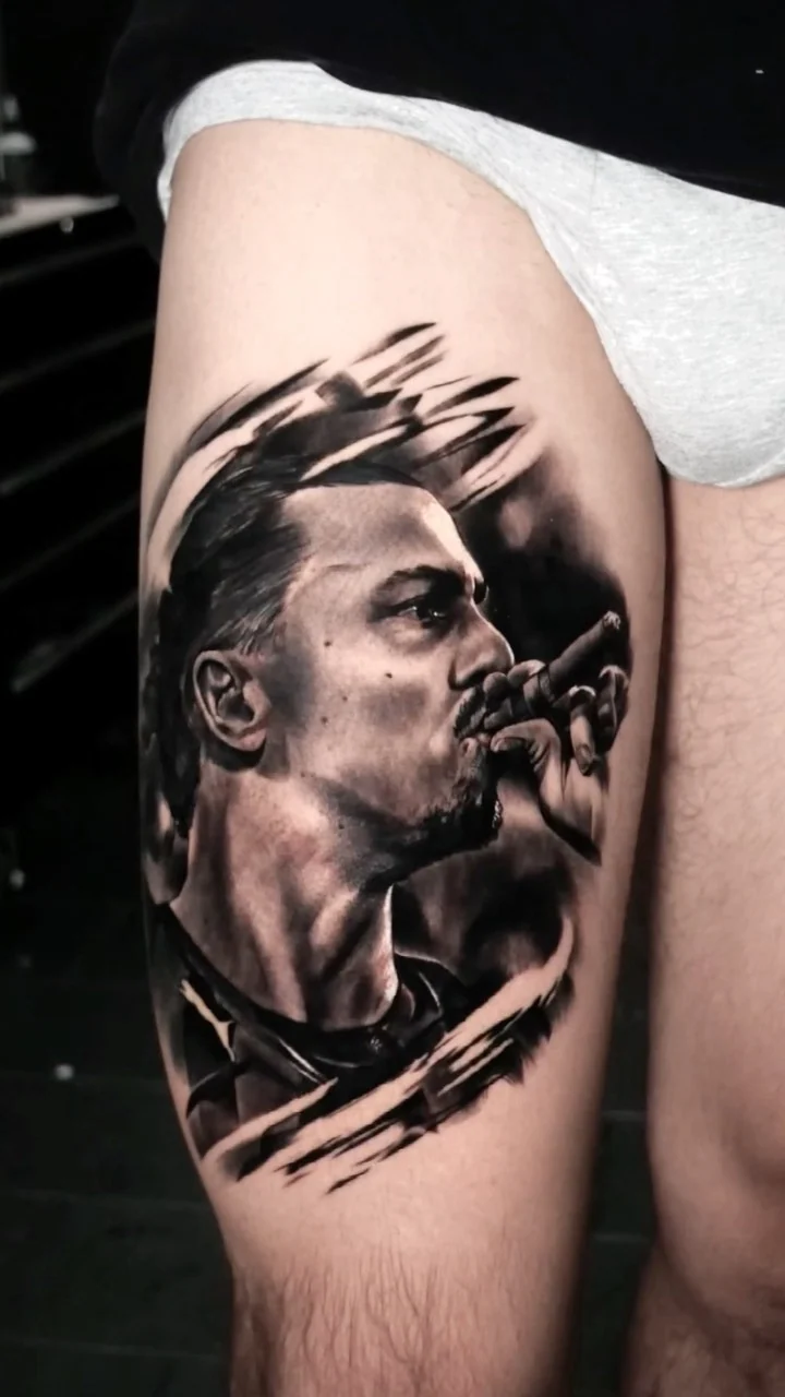 Black and grey portrait of Zlatan Ibrahimovic on the thigh